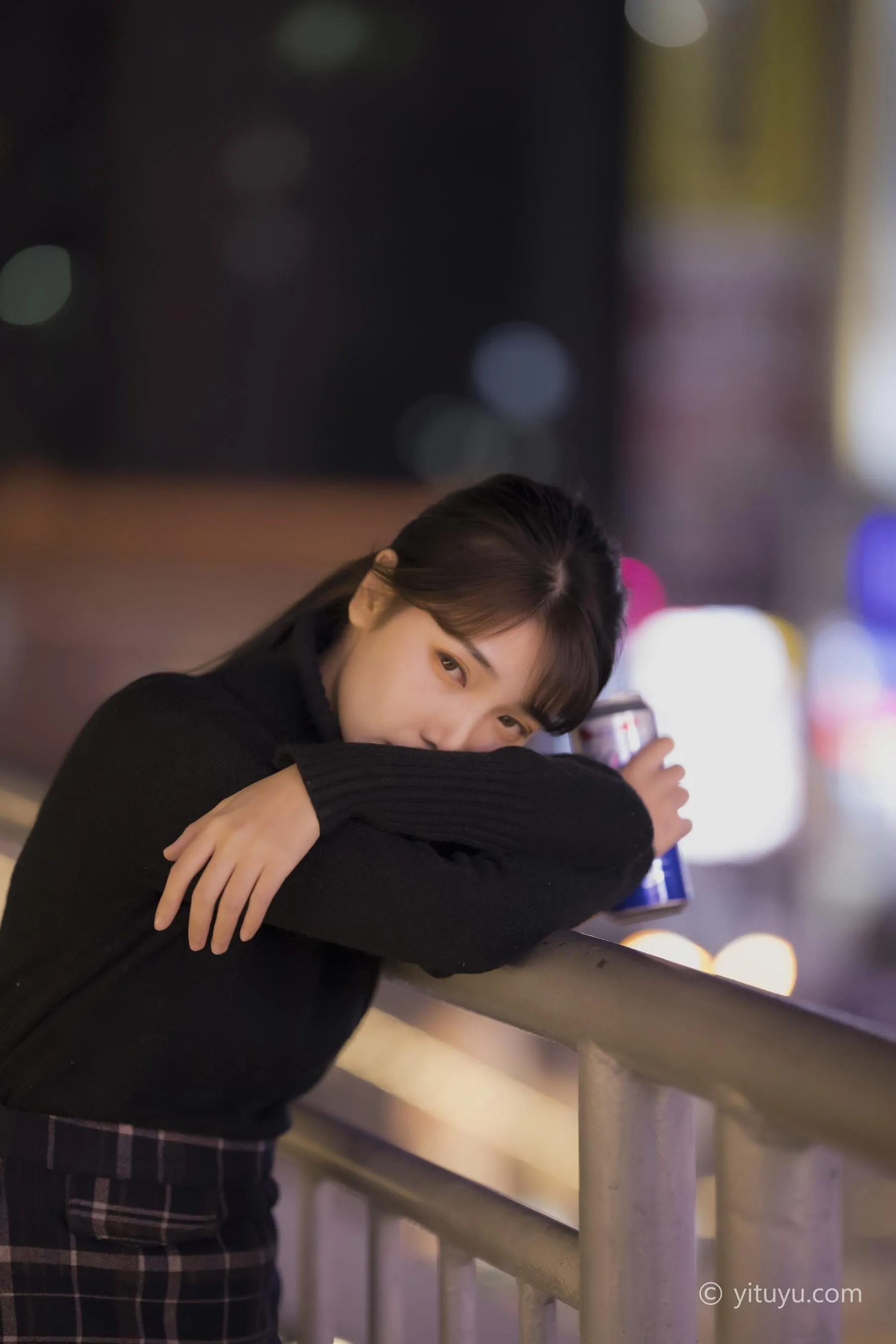 [YITUYU艺图语]2021.07.26 等待 湘湘 [24P]插图